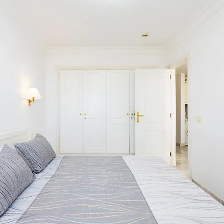 Okstay Apto Gigantes Con Balcon Y Piscina *