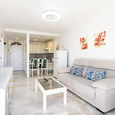 Okstay Apto Gigantes Con Balcon Y Piscina *