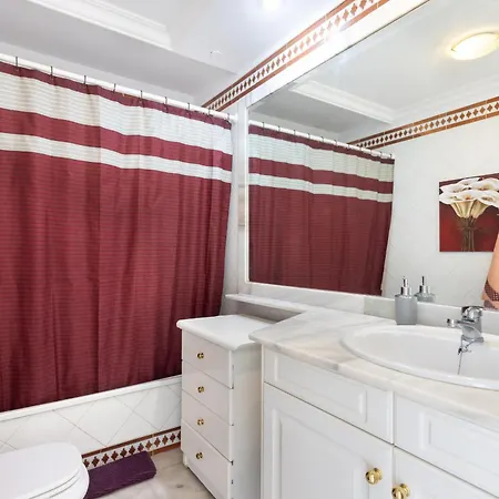 Okstay Apto Gigantes Con Balcon Y Piscina