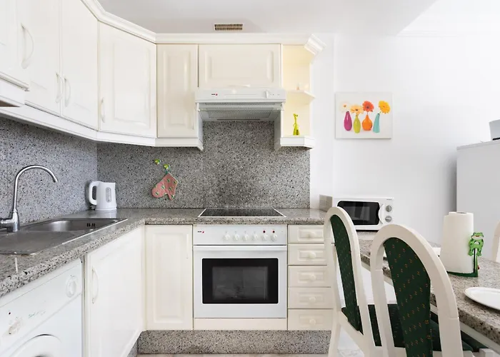 Okstay Apto Gigantes Con Balcon Y Piscina *